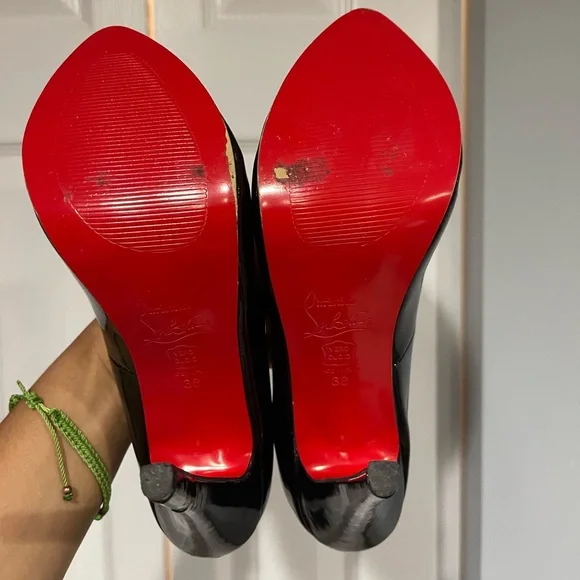 Black Louboutin pumps size 38